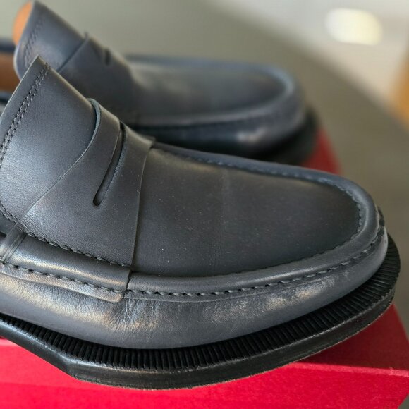 Salvatore Ferragamo Gray Penny Loafer | US 7 EE | Rare | Excellent main image 12